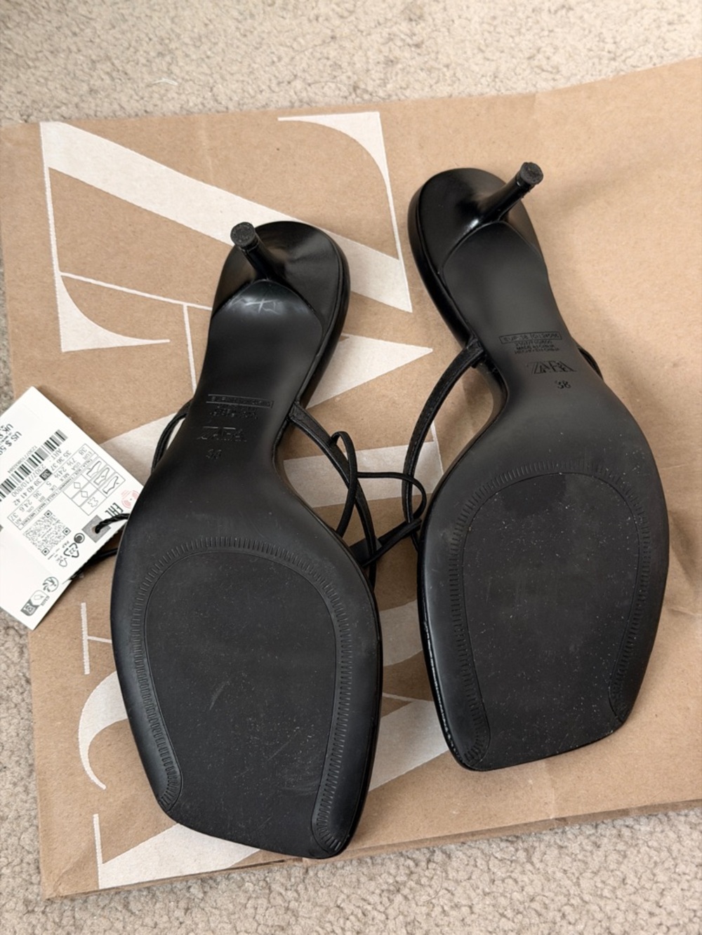SOLD Zara Leather Square Toe Strappy/Thong Sandals in Black (EUR 38) - Picture 3 of 5